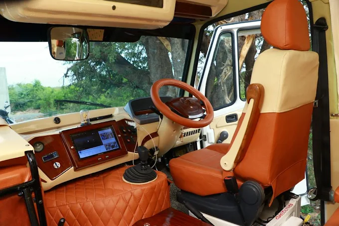 Kaviya Travellers - Fleet View 3